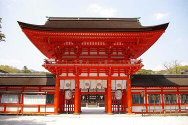 菅田将暉と小松菜奈の結婚式の神社は函館八幡宮で特定？理由は共演映画の糸？